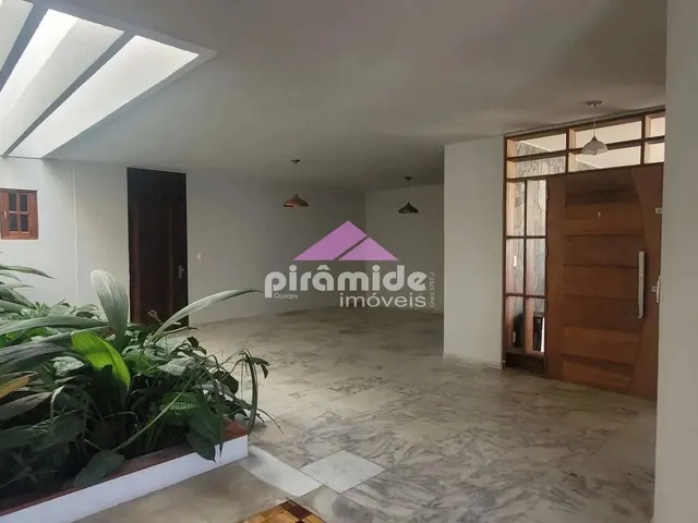 Casa com 510m² 3 quartos e 4 banheiros, para alugar, no bairro Jardim Esplanada em São José Dos Campos