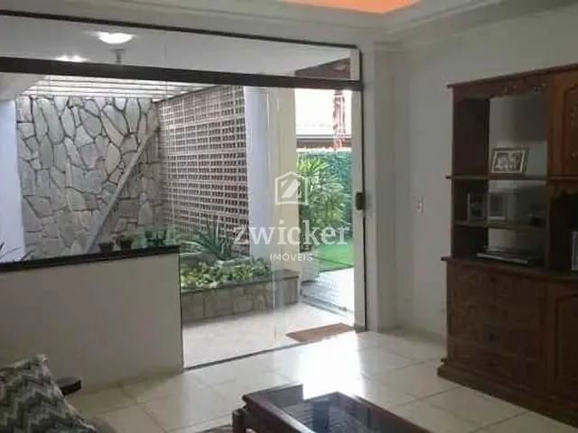 Casa com 242m² 4 quartos e 4 banheiros, à venda, no bairro Vila Pacífico em Bauru