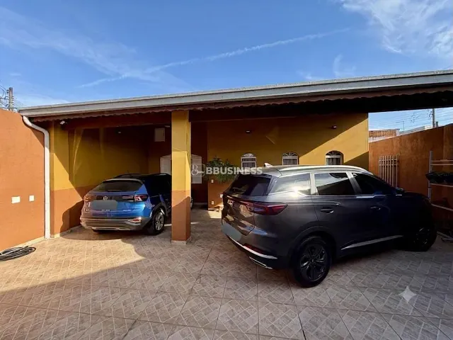 Casa 3 quartos e 3 banheiros, à venda, no bairro Villa Perseu Leite de Barros em Campinas