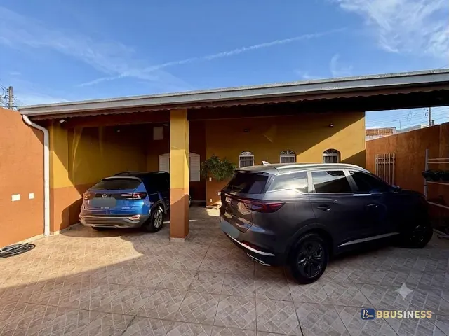 Casa 3 quartos e 3 banheiros, à venda, no bairro Villa Perseu Leite de Barros em Campinas