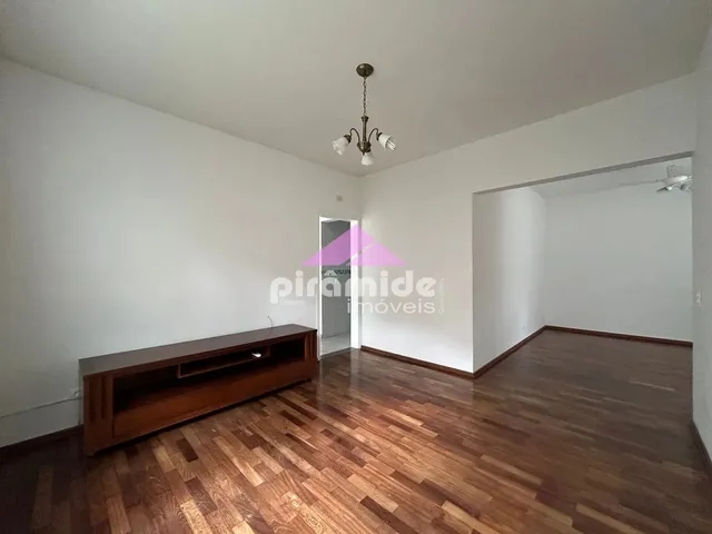 Casa com 360m² 4 quartos e 4 banheiros, à venda ou para alugar, no bairro Urbanova em São José Dos Campos