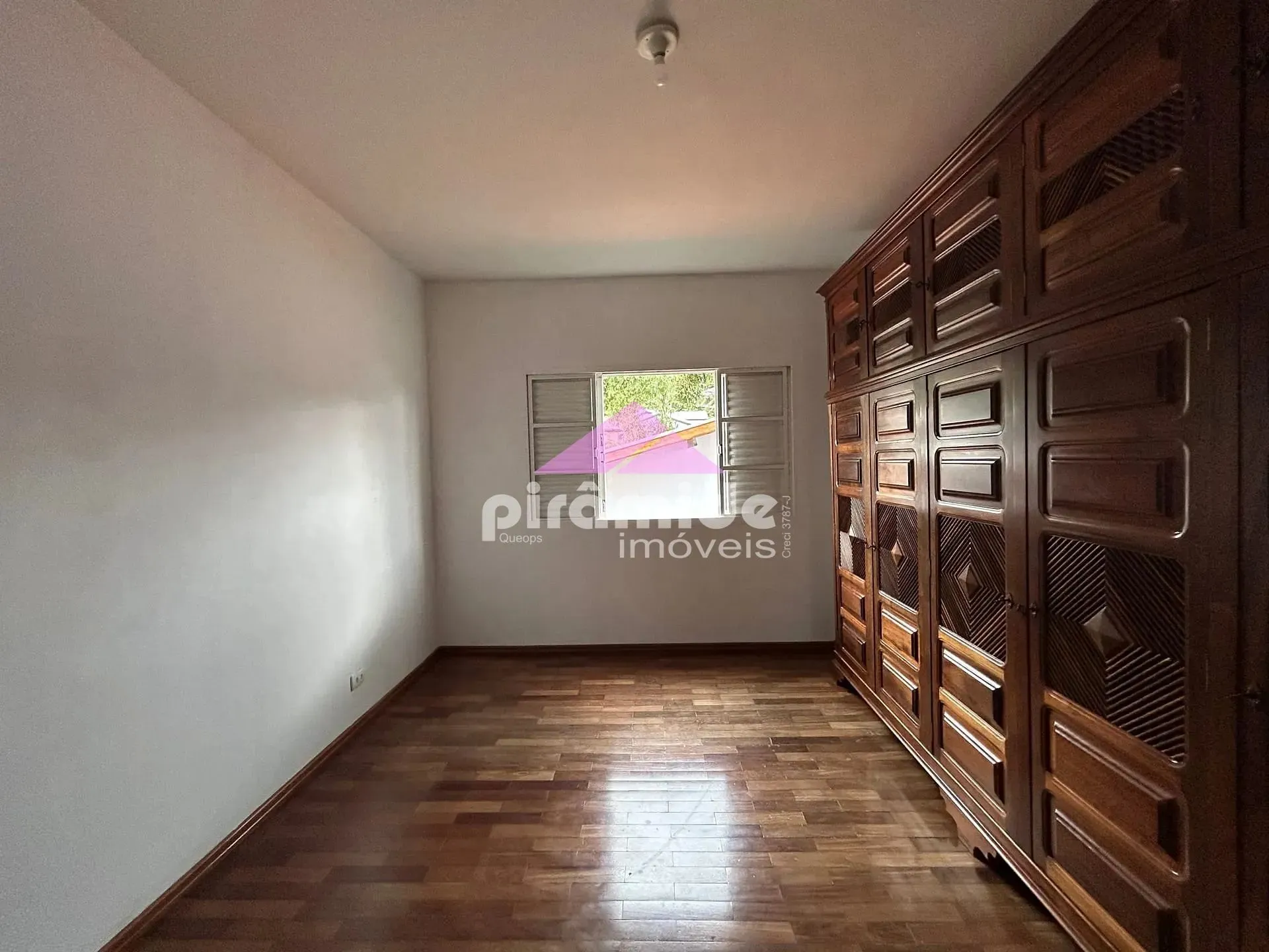 Casa, 4 quartos, 298 m² - Foto 40