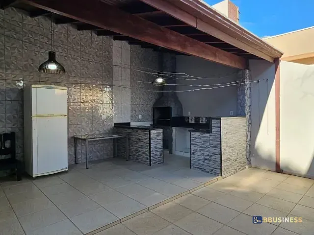 Casa 4 quartos e 3 banheiros, à venda, no bairro Bosque em Vinhedo
