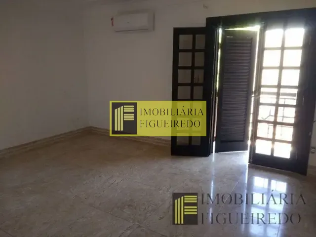 Casa com 450m² 4 quartos e 6 banheiros, à venda, no bairro Parque Residencial Damha em São José do Rio Preto