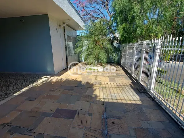 Casa com 300m² 4 quartos e 3 banheiros, à venda, no bairro Jardim Proença em Campinas