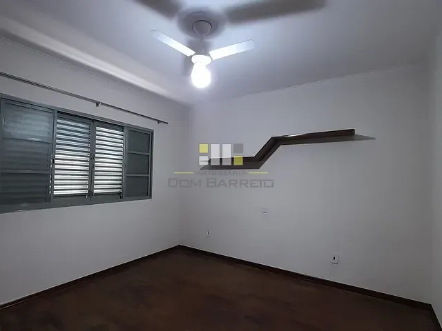 Casa com 270m² 3 quartos e 2 banheiros, à venda, no bairro Parque João de Vasconcelos em Sumaré