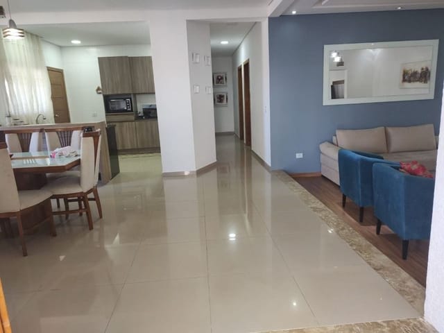 Casa com 160m² 2 quartos e 1 banheiro, à venda, no bairro Altos de Caucaia (Caucaia do Alto) em Cotia