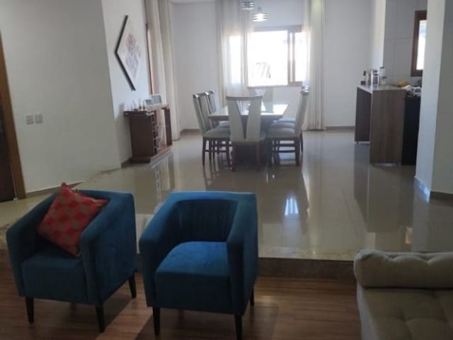 Casa com 160m² 2 quartos e 1 banheiro, à venda, no bairro Altos de Caucaia (Caucaia do Alto) em Cotia