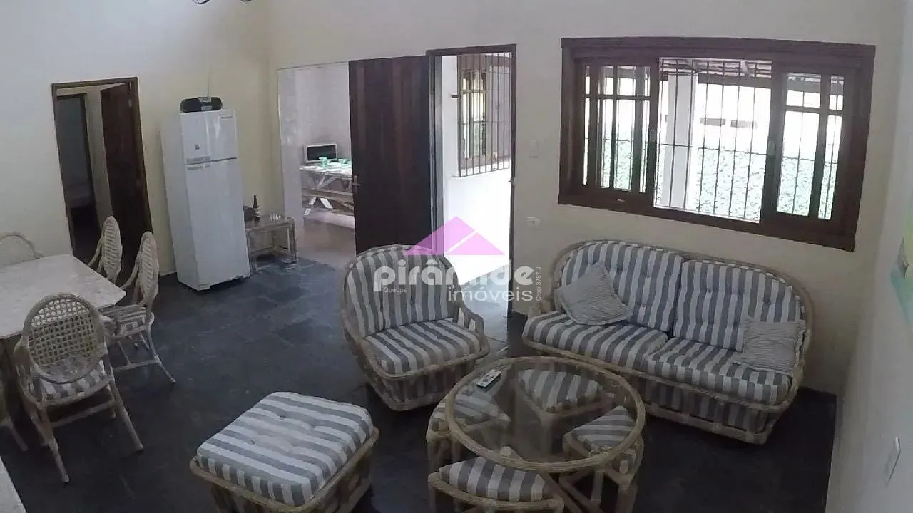 Casa, 4 quartos, 230 m² - Foto 8