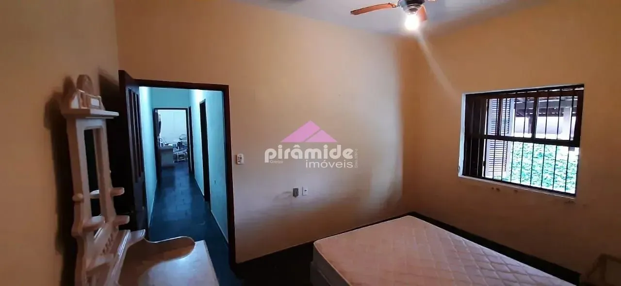 Casa, 4 quartos, 230 m² - Foto 33