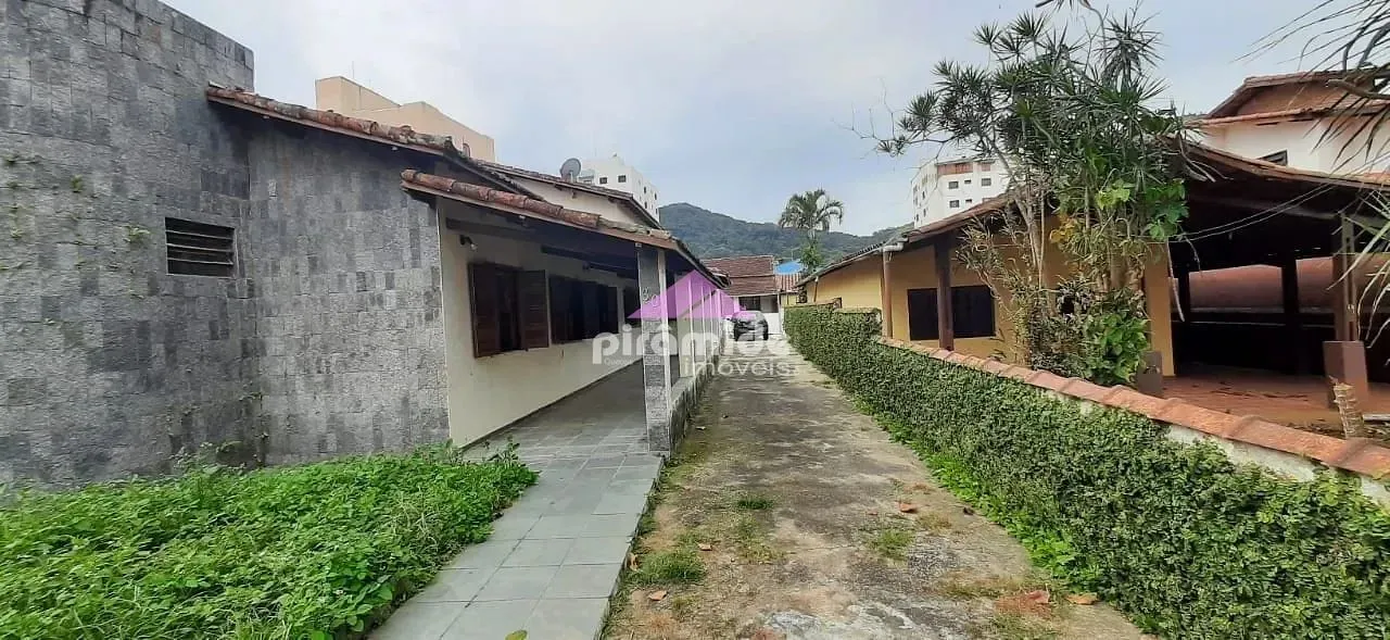 Casa, 4 quartos, 230 m² - Foto 2