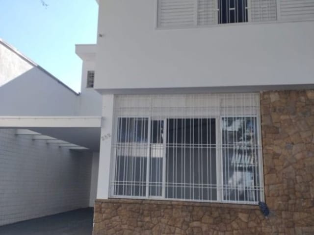 Casa com 490m², para alugar, no bairro Centro em Osasco