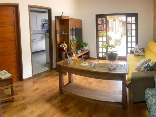 Casa com 360m² 4 quartos e 3 banheiros, à venda, no bairro Jardim Jussara em São Paulo