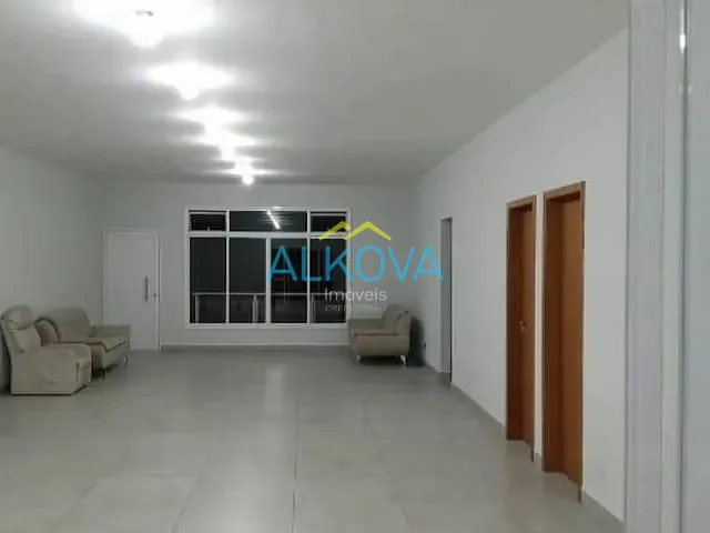 Casa com 1004m² 3 quartos e 5 banheiros, à venda ou para alugar, no bairro Condomínio Residencial Mirante do Vale em Jacareí