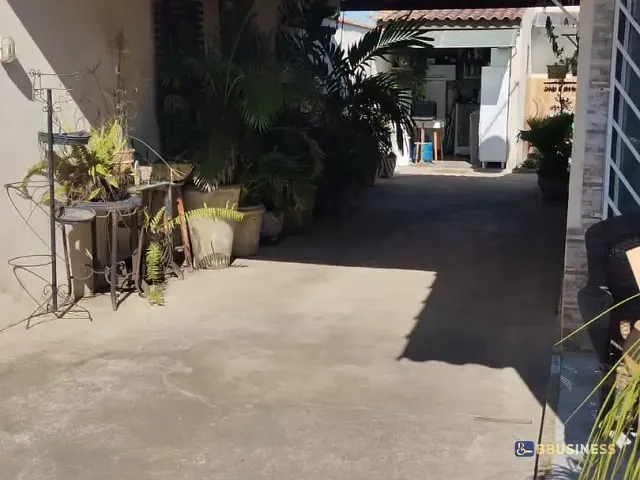 Casa 2 quartos e 2 banheiros, à venda, no bairro Donana em Campos dos Goytacazes