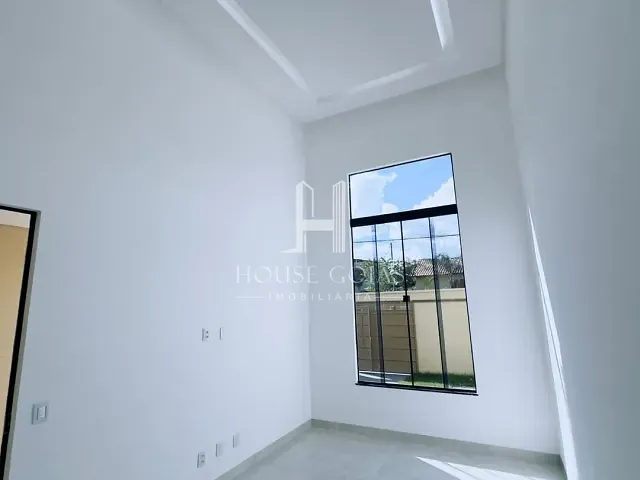 Casa 3 quartos e 1 banheiro, à venda, no bairro Retiro do Bosque em Aparecida de Goiânia