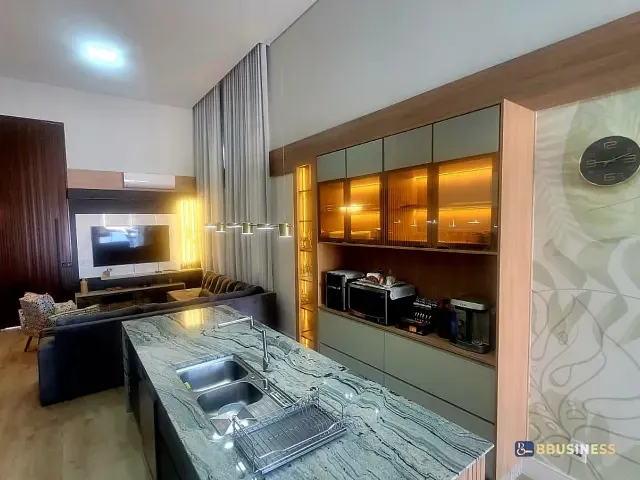 Casa 4 quartos e 6 banheiros, à venda, no bairro Swiss Park em Campinas