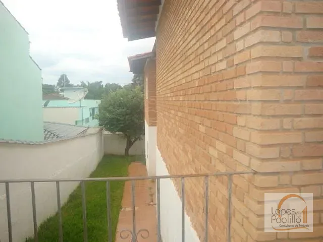 Casa com 300m² 3 quartos e 2 banheiros, à venda, no bairro Jardim Tapajós em Atibaia