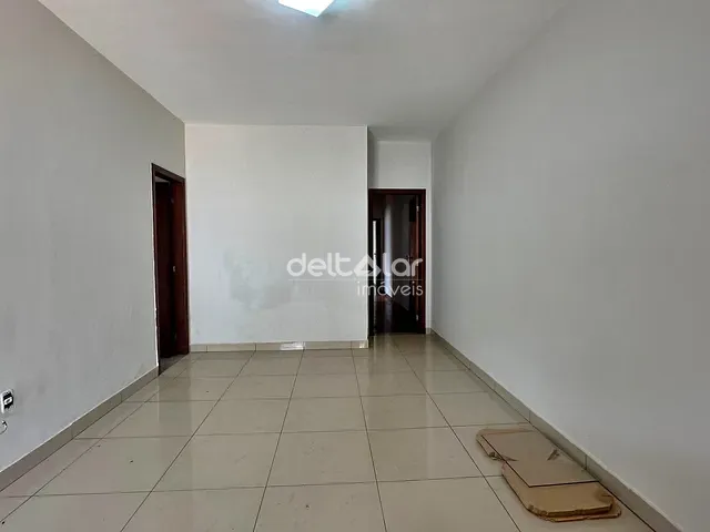 Casa com 180m² 3 quartos e 3 banheiros, à venda, no bairro Santa Amélia em Belo Horizonte