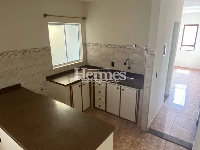 Casa com 200m² 3 quartos e 1 banheiro, à venda, no bairro Jardim Planalto em Paulínia