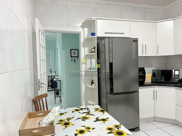 Casa com 300m² 2 quartos e 3 banheiros, à venda, no bairro Parque Manoel de Vasconcelos em Sumaré