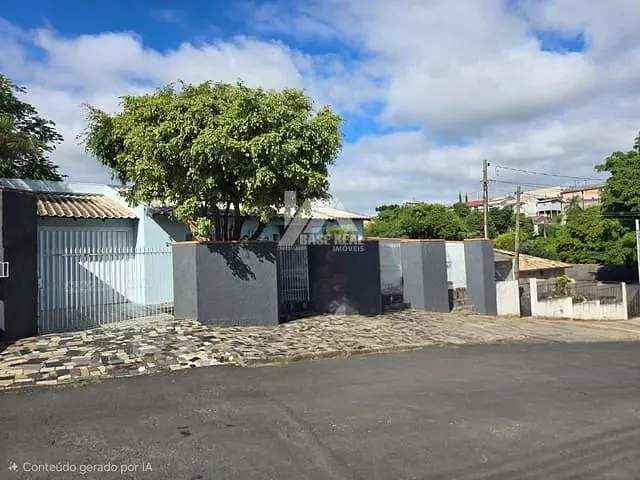 Casa com 462m² 4 quartos e 3 banheiros, à venda, no bairro Jardim Carvalho em Ponta Grossa