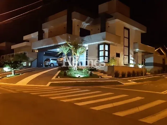 Casa com 462m² 4 quartos e 6 banheiros, à venda, no bairro Parque Brasil 500 em Paulínia