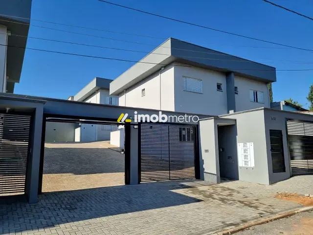 Casa com 94m² 3 quartos e 3 banheiros, à venda ou para alugar, no bairro Parque dos Pomares em Campinas