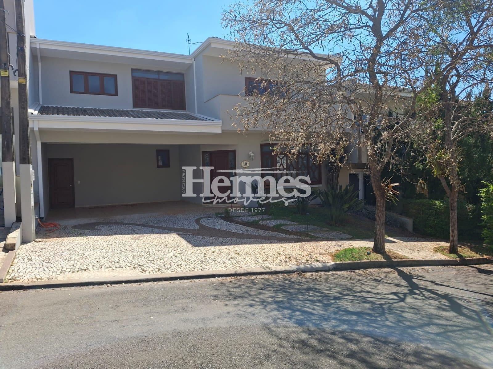 Casa, 4 quartos, 294 m² - Foto 2