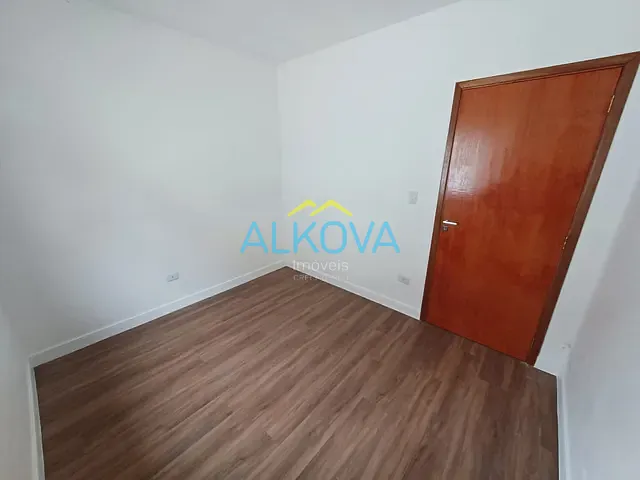 Casa com 300m² 3 quartos e 2 banheiros, à venda, no bairro Cidade Morumbi em São José dos Campos