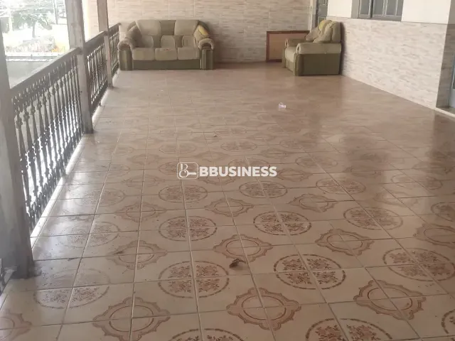 Casa com 360m² 3 quartos e 1 banheiro, para alugar, no bairro Eldorado em Contagem