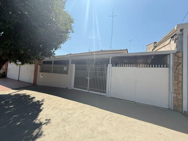 Foto do Casa - Casa para locação na Vila Bressani em Paulínia, SP, com excelente localização, amplo espaço e ótimo custo-benefício. | Hermes Imóveis