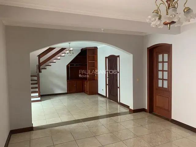 Casa com 300m² 3 quartos e 3 banheiros, para alugar, no bairro Granja Olga em Sorocaba