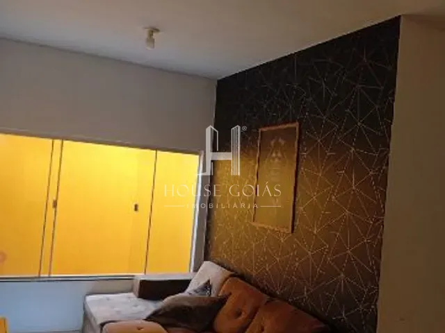 Casa com 440m² 3 quartos e 2 banheiros, à venda, no bairro Jardim Maranata em Aparecida de Goiânia