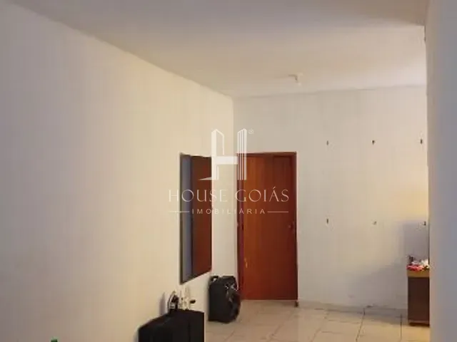 Casa com 440m² 3 quartos e 2 banheiros, à venda, no bairro Jardim Maranata em Aparecida de Goiânia