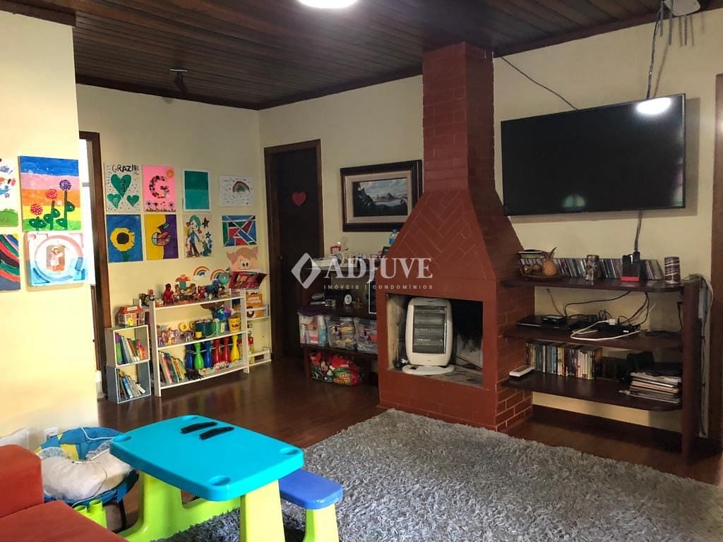 Casa à venda com 3 quartos, 129m² - Foto 14