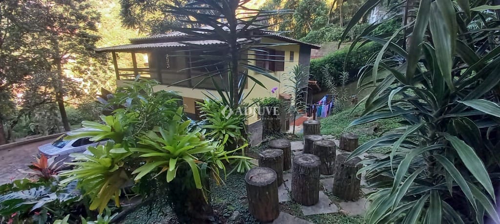 Casa à venda com 3 quartos, 129m² - Foto 3