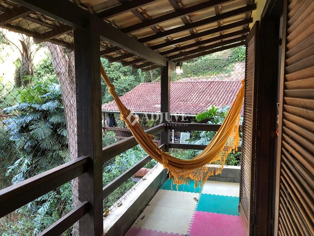 Casa à venda com 3 quartos, 129m² - Foto 4