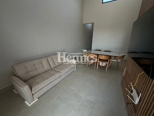 Casa com 200m² 3 quartos e 5 banheiros, à venda, no bairro Parque Brasil 500 em Paulínia