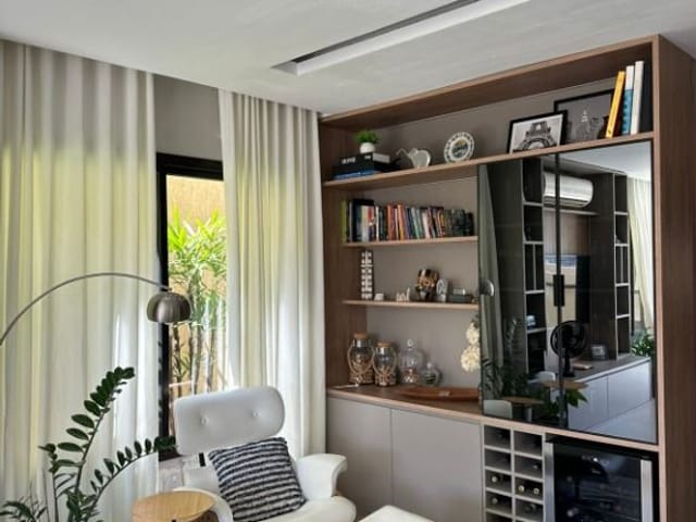 Casa com 330m² 3 quartos e 5 banheiros, à venda, no bairro Jardim das Flores em Osasco