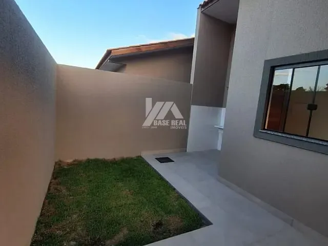 Casa com 152m² 3 quartos e 1 banheiro, à venda, no bairro Contorno em Ponta Grossa