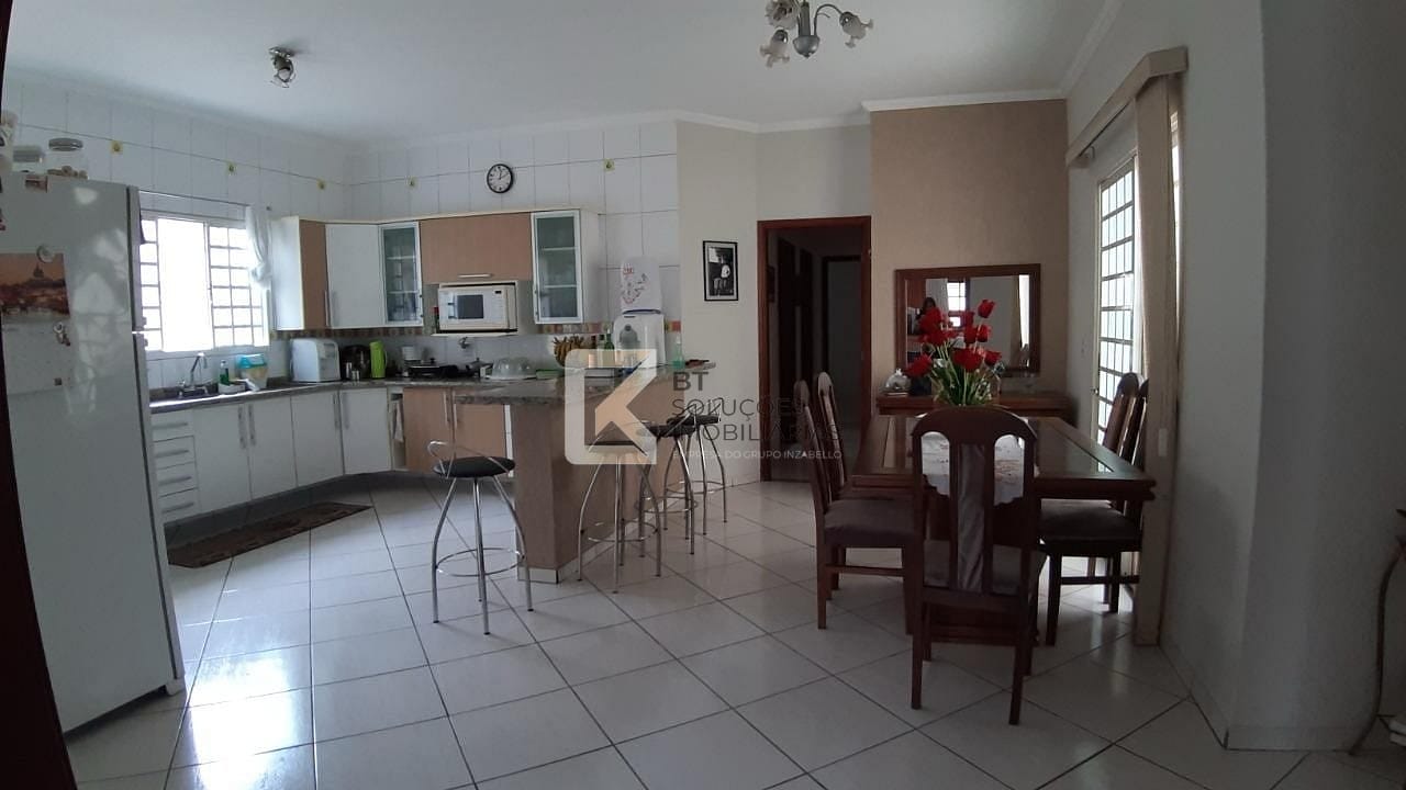 Casa, 4 quartos, 10 m² - Foto 5