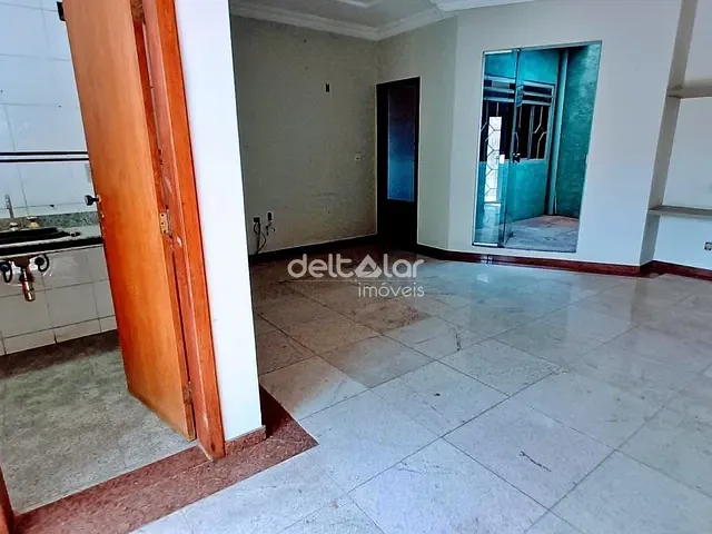 Casa com 317m², para alugar, no bairro Venda Nova em Belo Horizonte