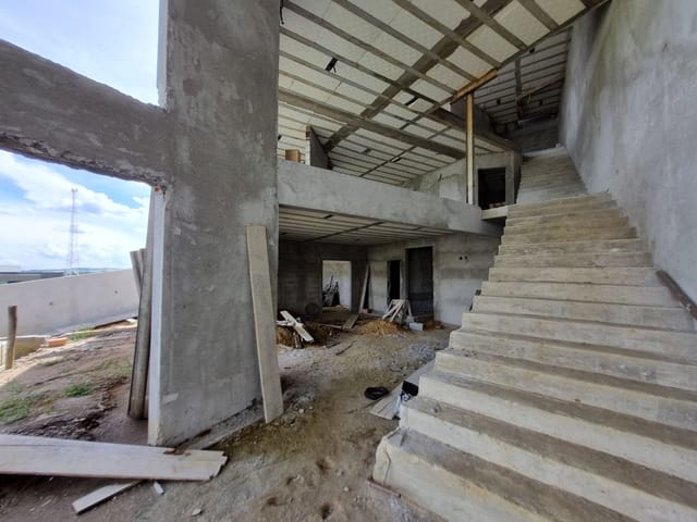 Casa com 720m² 4 quartos e 6 banheiros, à venda, no bairro Condomínio Reserva do Paratehy em São José dos Campos