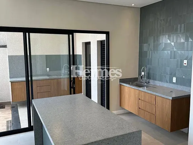 Casa com 238m² 3 quartos e 4 banheiros, à venda, no bairro Vila Monte Alegre em Paulínia