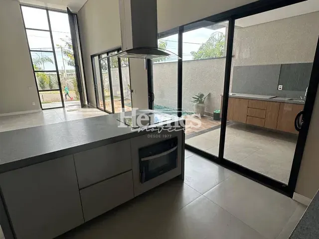 Casa com 238m² 3 quartos e 4 banheiros, à venda, no bairro Vila Monte Alegre em Paulínia