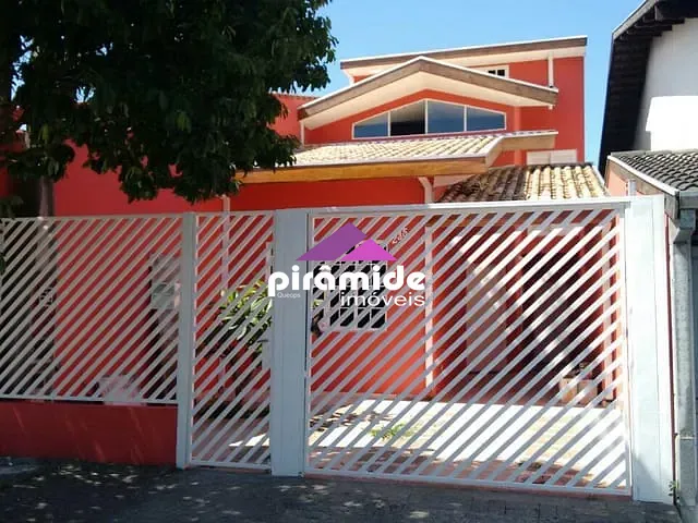 Casa com 200m² 2 quartos e 3 banheiros, à venda, no bairro Residencial Bosque dos Ipês em São José dos Campos