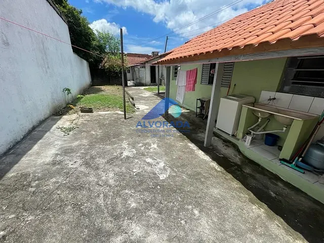 Casa com 415m² 6 quartos e 2 banheiros, à venda, no bairro Santana em São José dos Campos