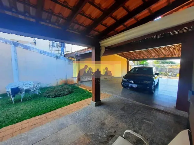 Casa com 1055m², para alugar, no bairro Parque Taquaral em Campinas