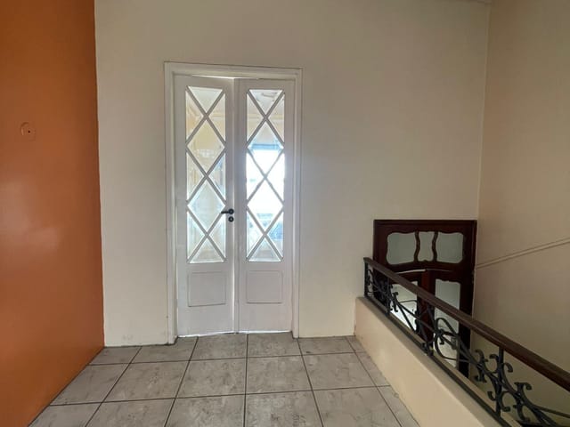 Casa 4 quartos e 3 banheiros, à venda ou para alugar, no bairro Centro em Pelotas